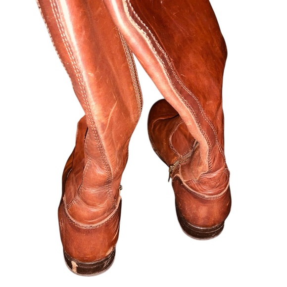 FRYE Boots Brown Zipper Broken on one boot but still can be zipped - Picture 5 of 10